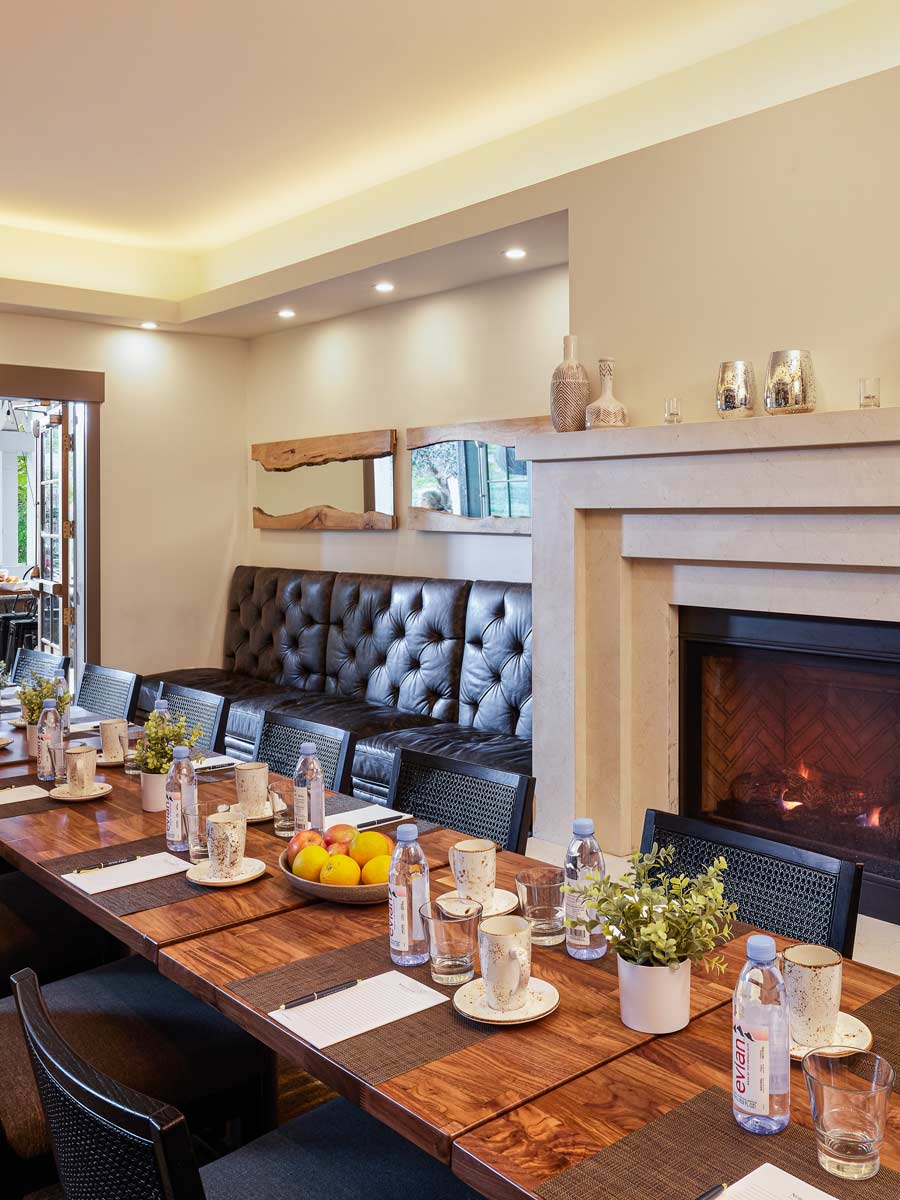 Private Dining.