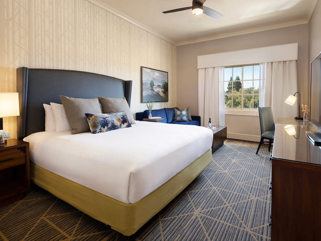 Guestroom Bedroom