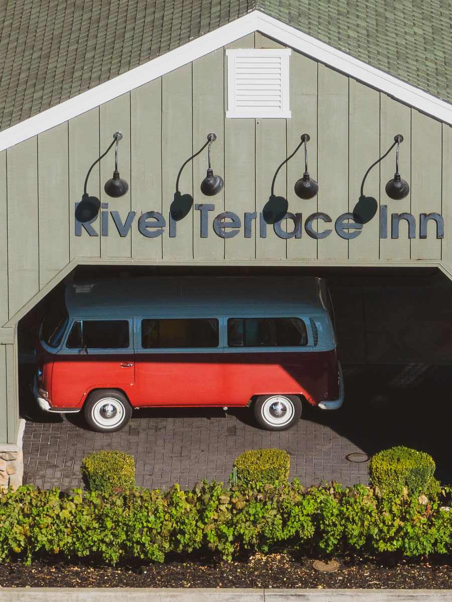 Volkswagon Van At River Terrace Inn